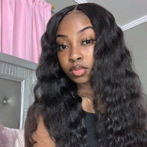 Meet your Posher, Akaylaa